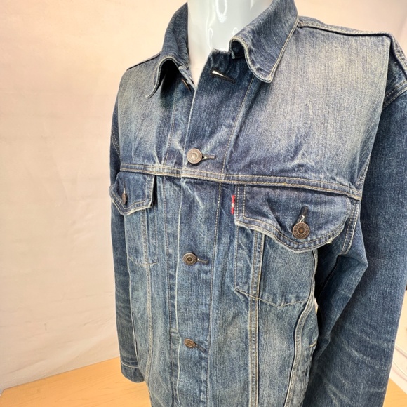 Excellent Condition LEVI'S Button Up denim Trucker Jacket Size: XL - Picture 7 of 16